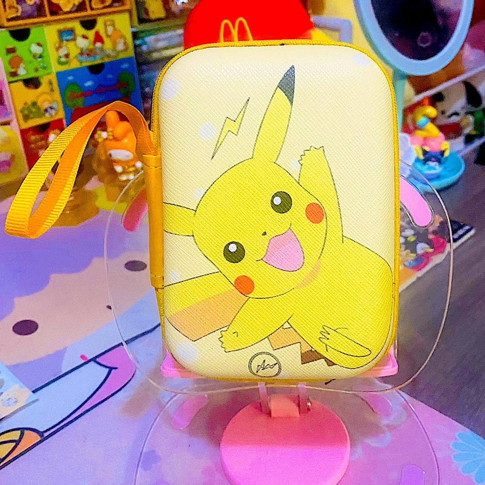 Pikachu cable case